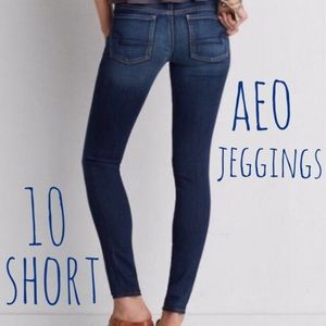 American Eagle Super Low Rise Jegging, 10 short